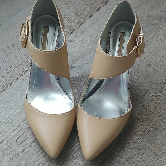 BCBGeneration Heels - Picture 2 of 6